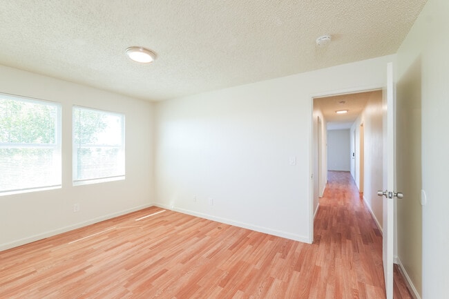 Building Photo - 233 Florida St