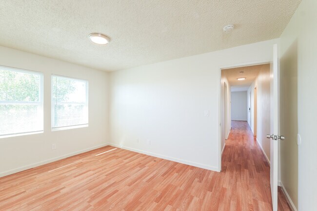 Foto del edificio - 233 Florida St