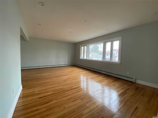 Foto del edificio - 136-32 221st St