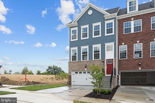 Foto del edificio - 7754 Meander Ct S
