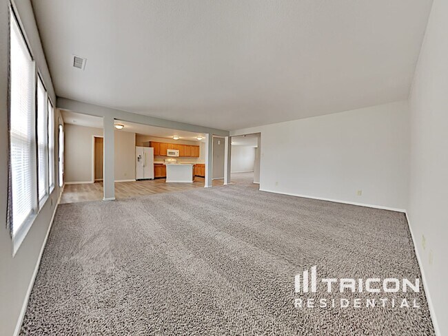 Foto del edificio - 1413 Bluestem Dr