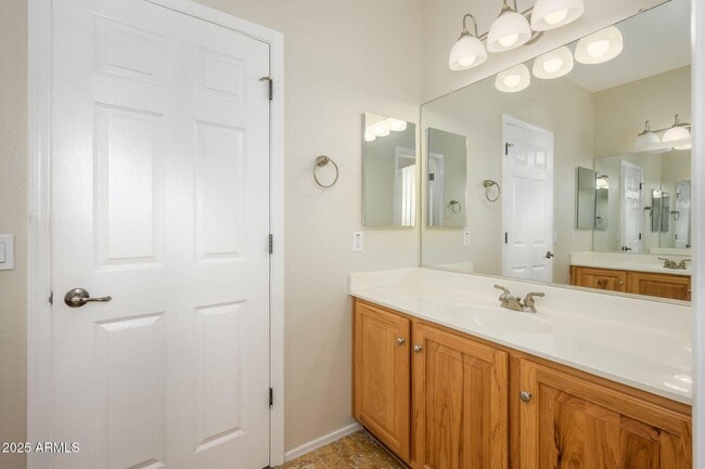 Building Photo - 13824 W Gelding Dr
