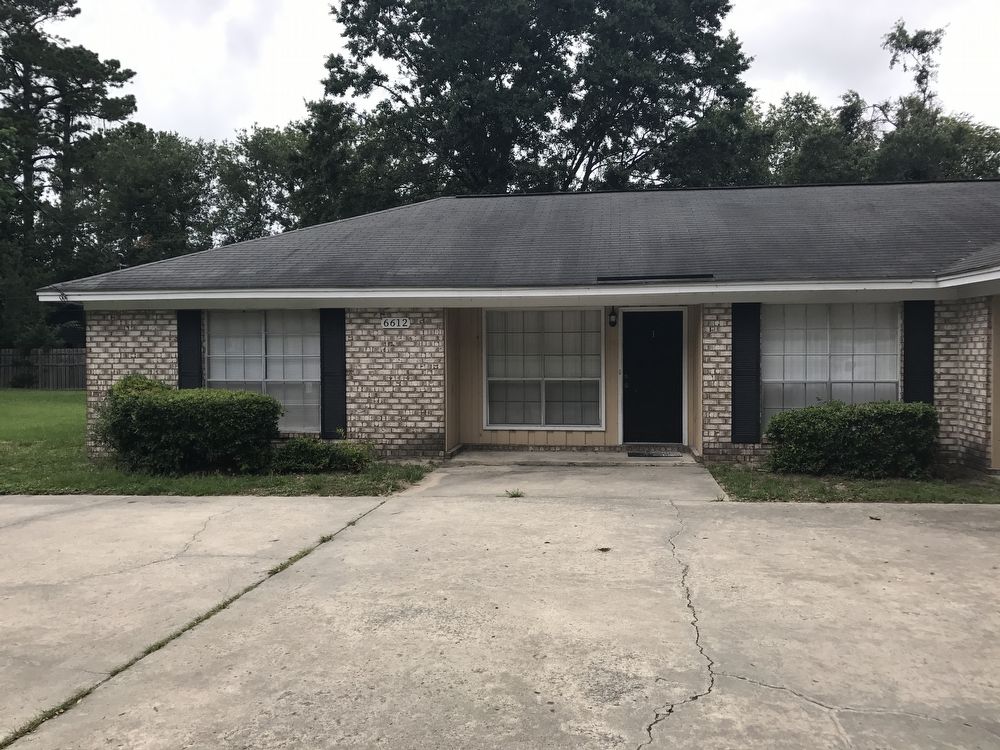 Primary Photo - 6612 Johnny Mercer Blvd