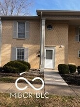 Building Photo - 5522 Greenview Dr