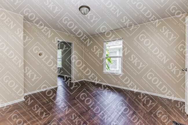 Foto del edificio - 2909 S Franklin St