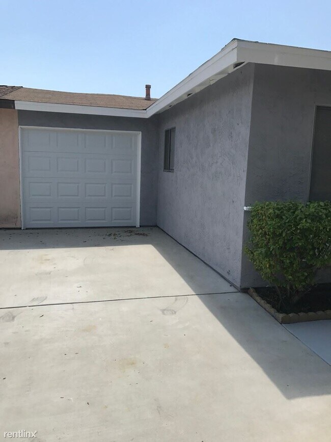 Foto del edificio - 2 br, 1 bath House - 2327 Callao Ct