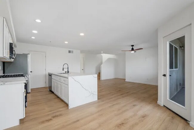 Foto del edificio - 4586 Hamilton St