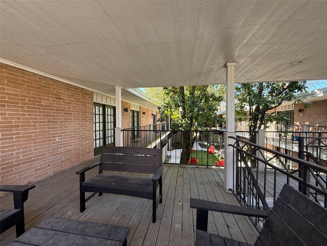 Foto del edificio - 1801 Cortlandt St