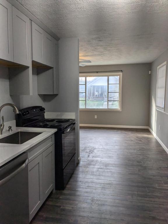 Foto del edificio - 910 E Elm St