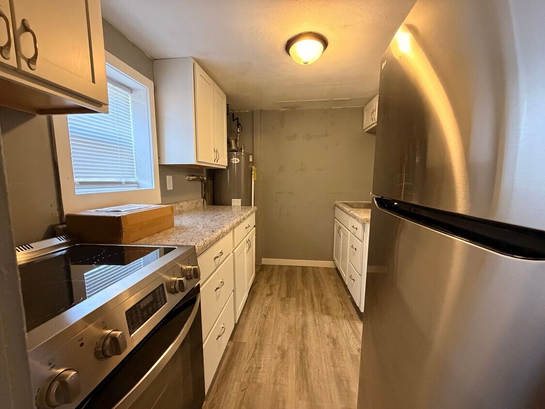 Foto del edificio - N 14th St Triplex