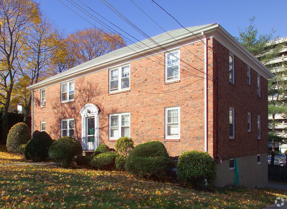 Building Photo - 15-21 Merrill Ave