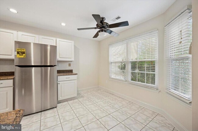 Foto del edificio - 5201 Plantation Ct