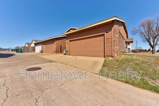 Photo - 436 NE 115th Street House