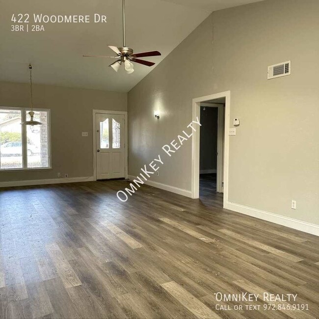 Foto del edificio - 422 Woodmere Dr