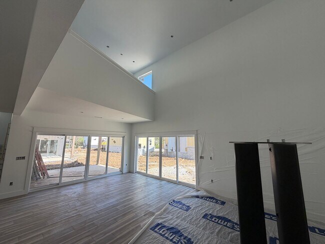 Foto del edificio - 904 N Sang Ave