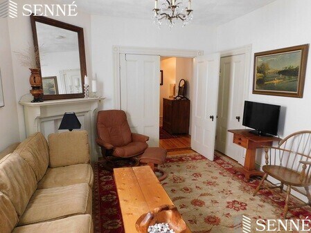Foto principal - 70 Cushing St