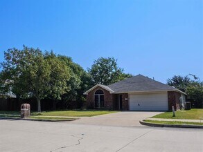 Building Photo - 138 Cottonwood Ln