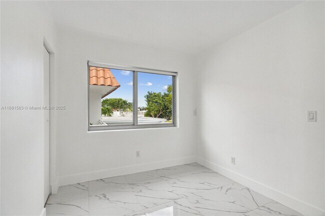 Building Photo - 740 82nd St