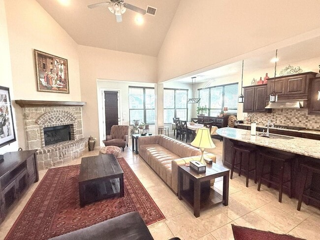 Foto del edificio - 100 Orvieto Cove