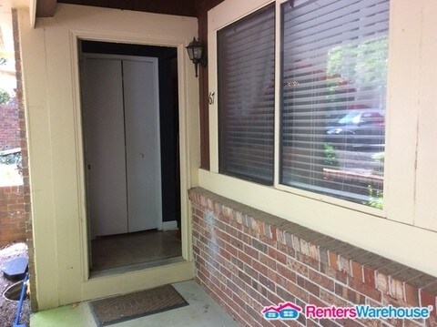 Building Photo - Cozy Townhouse in Alpharetta
