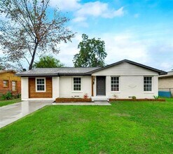 Building Photo - 1605 Crestridge Dr