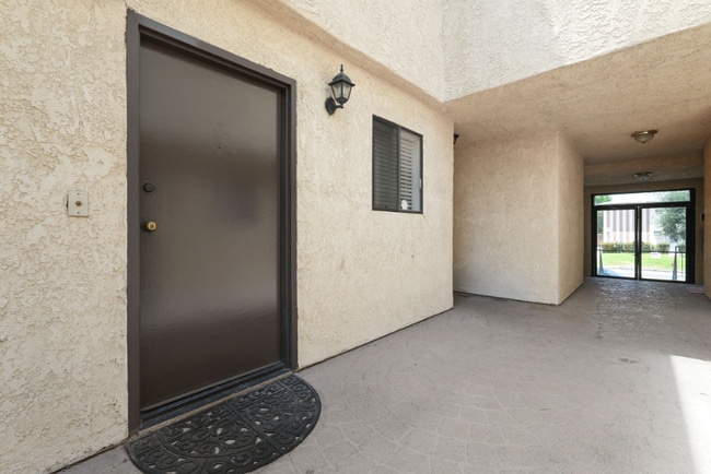 Building Photo - 5240 Whitsett Ave