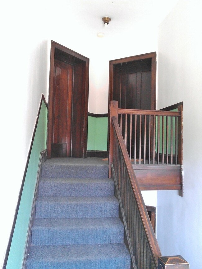 Building Photo - 7744 S Jeffery Blvd