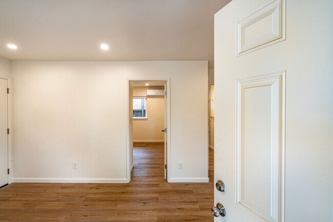 Foto del edificio - 310 Boyce St