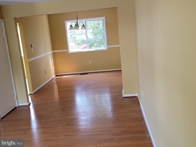Foto del edificio - 7610 Woodruff Ct