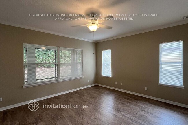 Building Photo - 10649 Masters Dr