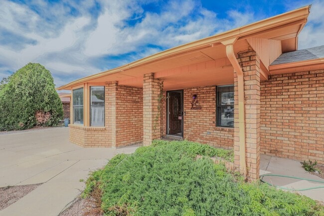 Foto del edificio - 3 Bedroom 2 Bath Home