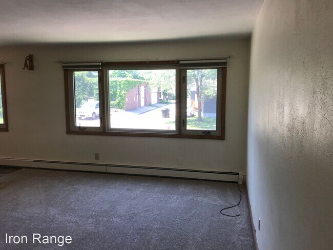 Building Photo - 1101 7th Ave W