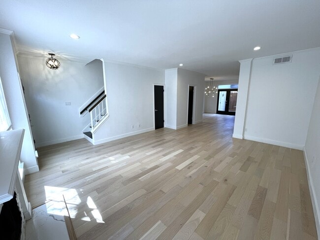 Building Photo - 1201 McDuffie St