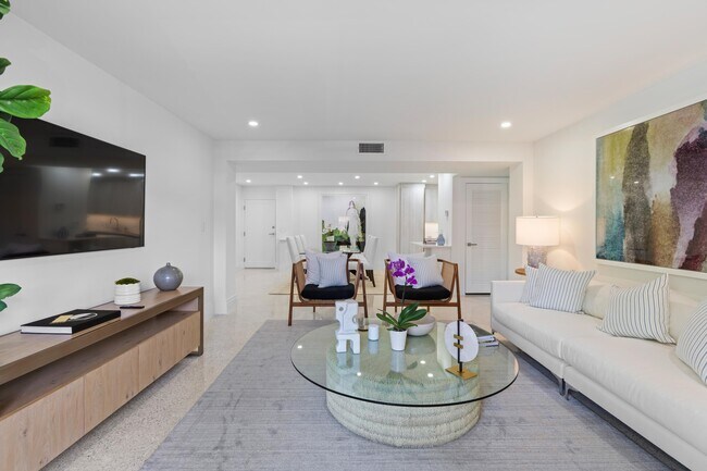 Foto del edificio - 170 N Ocean Blvd