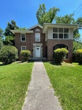 Building Photo - 602-04 Waccamaw Ave