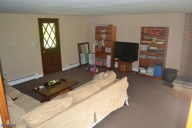 Foto del edificio - 21 Clover Ln