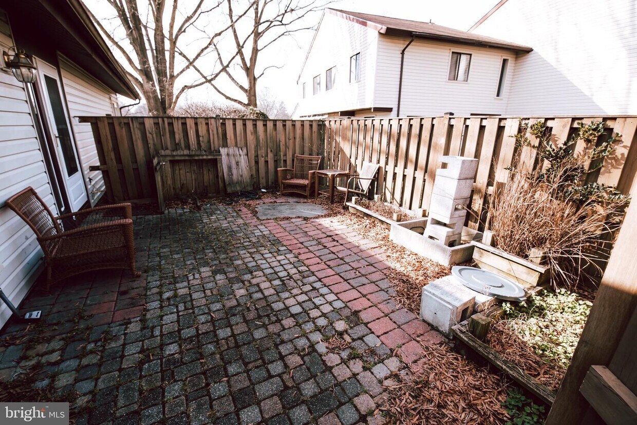 1923 Topanga Pl, Crofton, MD 21114 Condo for Rent in Crofton, MD