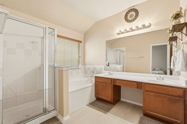 Foto del edificio - 8022 Atwood Hills Ln