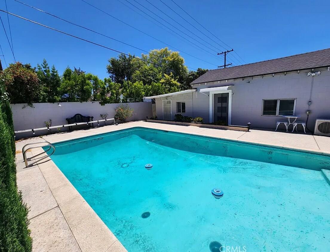 Foto principal - 1332 Winchester Ave
