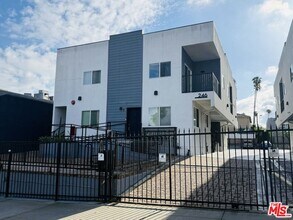 Building Photo - 246 Catalina St