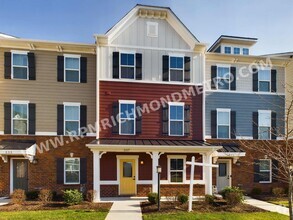 Building Photo - 537 Crofton Village Terrace
