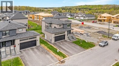 Building Photo - 86 Rutile St