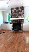 Building Photo - 4503 Lakeland Dr