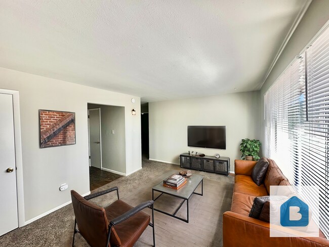 Foto del edificio - 6450 Chippewa Rd