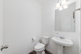 Building Photo - 1001 Wild Enclave Ln