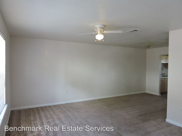 Building Photo - 776 Timberwood Cir E