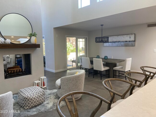 Foto del edificio - 6325 N 30th Pl