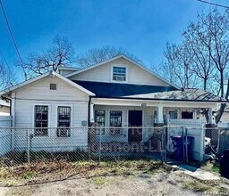 Building Photo - 622 S Navidad St