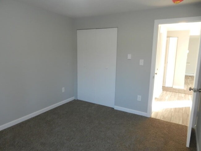 Bedroom 2 - 260 Tremont St
