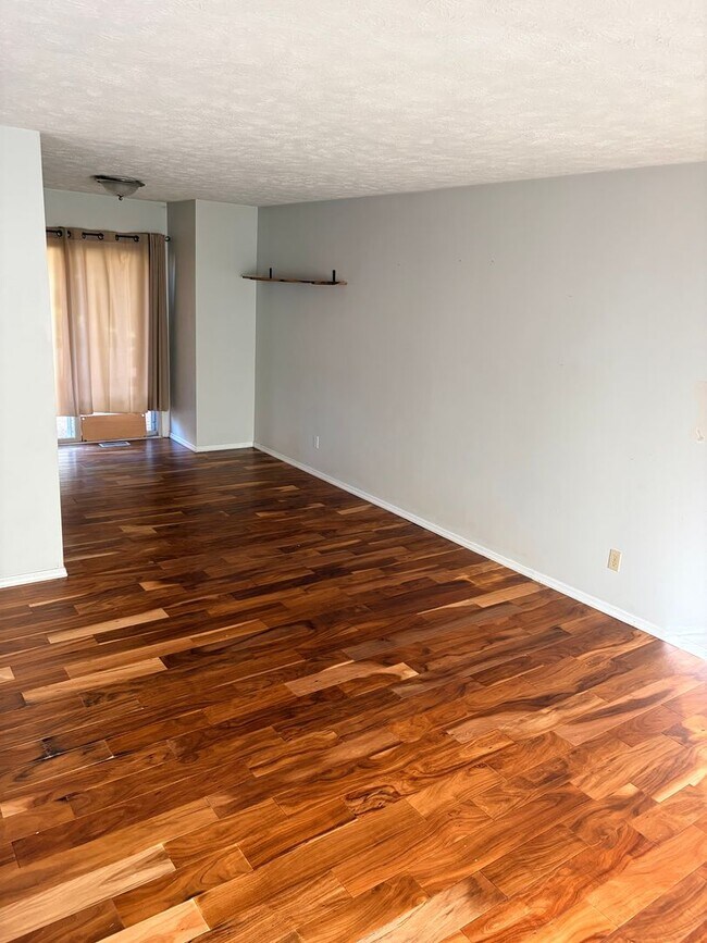 Foto del edificio - 3431 N Stoneycrest Rd